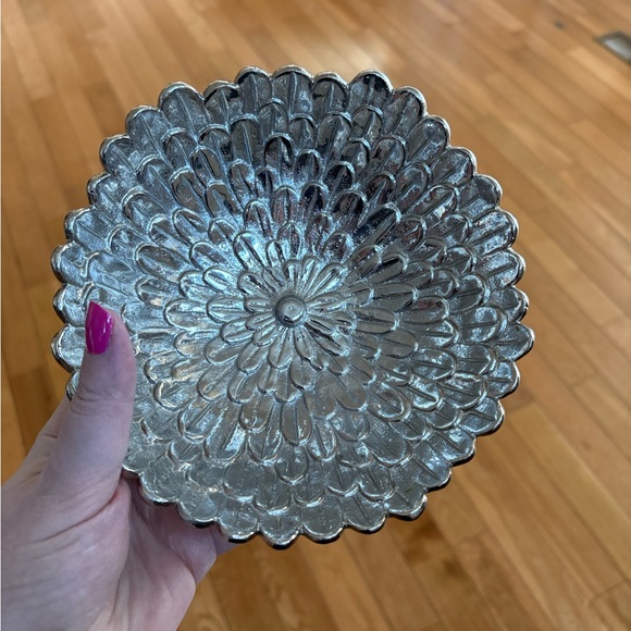 Michael Aram Other - Michael Aram Chrysanthemum Bowl